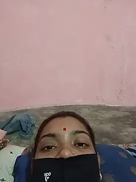 Hotsimranji live cam on StripChat