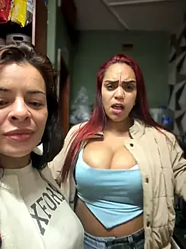 Sara-77 webcam