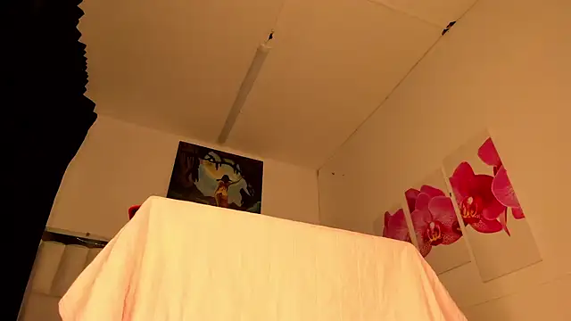 Gabby_Haze live cam on StripChat
