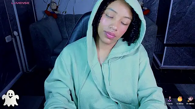 violeth_b (F young) - show ass + twerking + slap ass x20