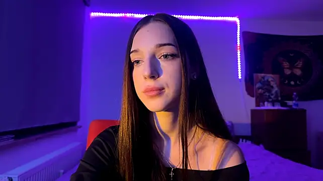 AntoninaErtle live cam on StripChat