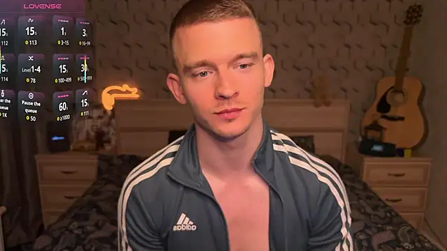 Marvelboy_ live cam on StripChat