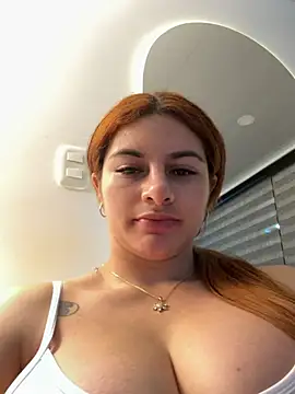 AtheneaRossi live cam preview
