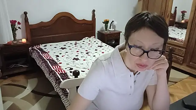BellaRose_2020 live cam preview