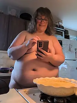Canadian_BBW webcam