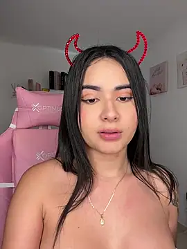 Jenn_Layton