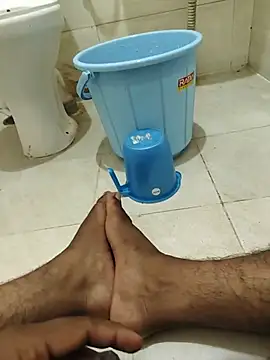 Cutehornyyboiy