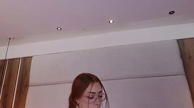 LolaGray__ live cam on StripChat