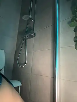 Risky_Workouts live cam