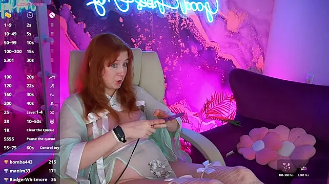MagicLilu live cam on StripChat
