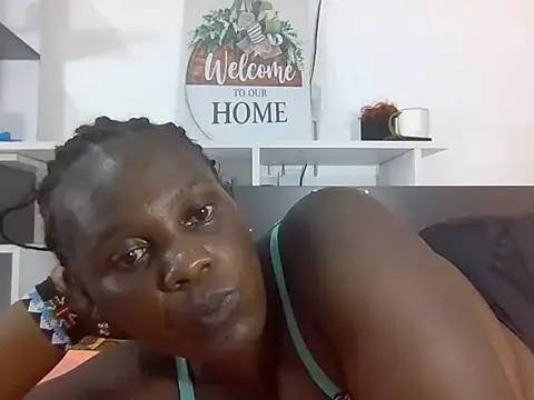Sweethellenly live cam on StripChat