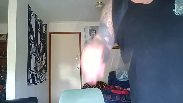 KINKYBLUEYES69