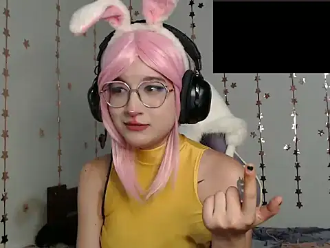 TsukiNeko_uwu live cam on StripChat