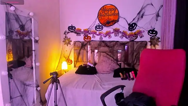 _pamela_ebonny