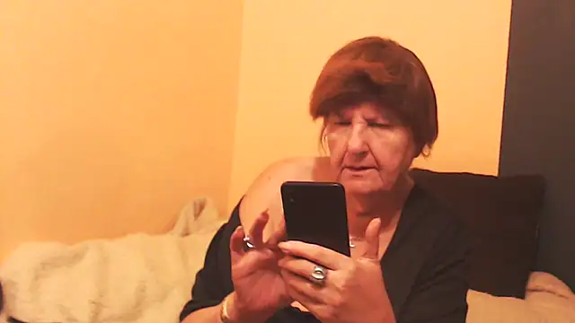 MioritaHard live cam on StripChat