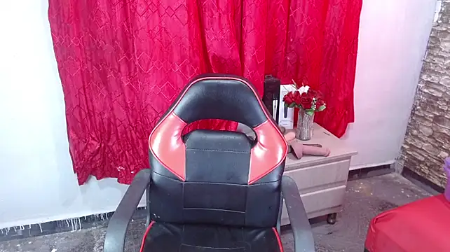 AlanaVelascox
