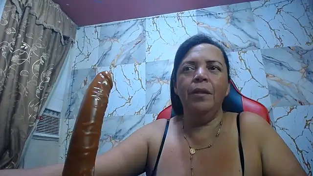alina_maturehot