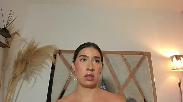 Christy_Seaa live cam on StripChat