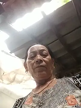 mouth22 live cam preview