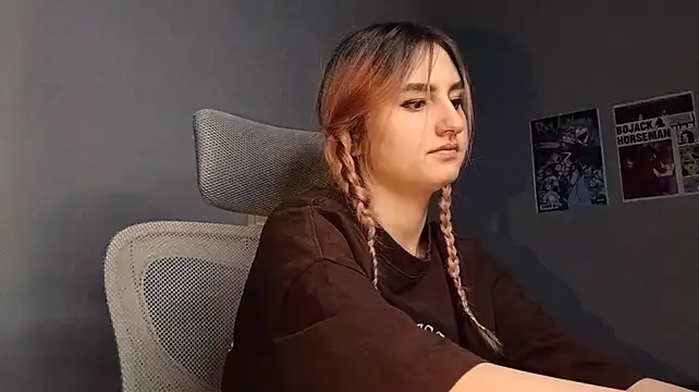 MayaGrins live cam preview