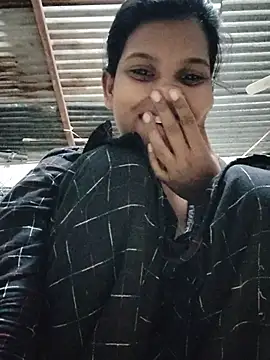 Hott_Surabhi