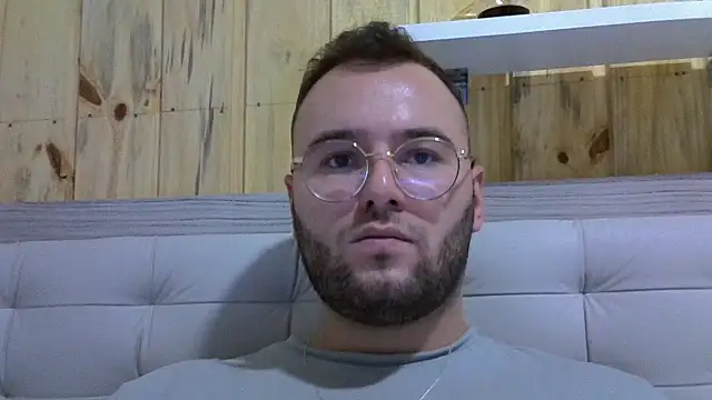 piazaocwb23 live cam on StripChat
