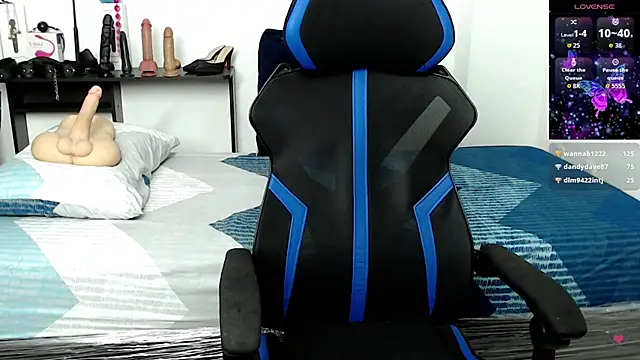 mom_hot__