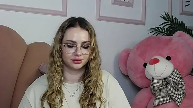 Abby__White