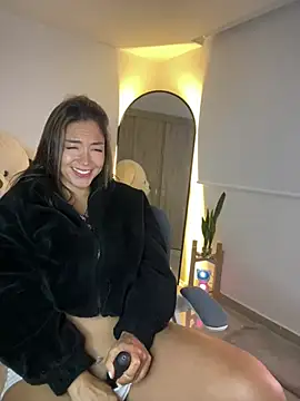 MiaGlowVelvet