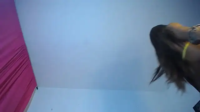 eylen_bigcock33 webcam