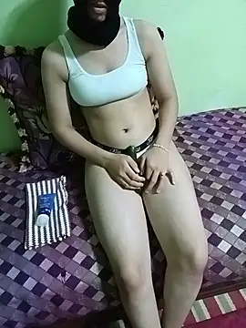 amira_vs_amir