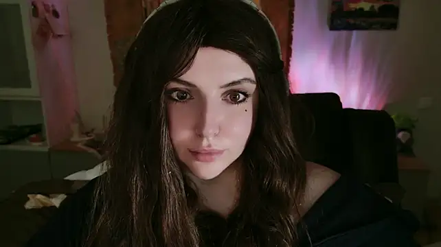 Emilia_Noir