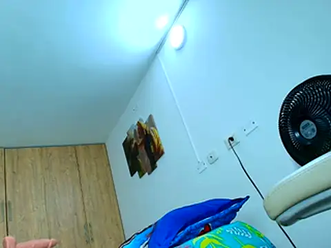 Danae_999 webcam