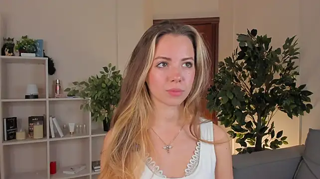 TamaVolino live cam on StripChat
