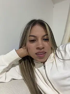 Mia_Rosee1