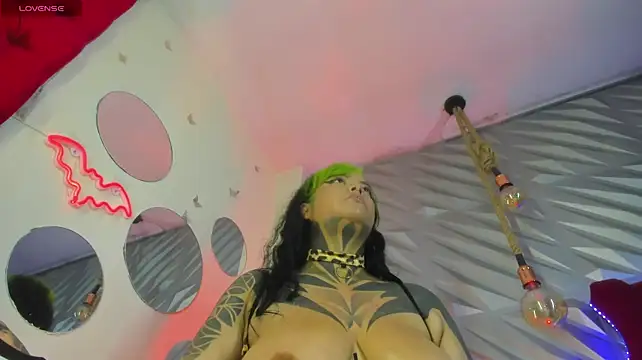 Nocturnapsy live cam on StripChat