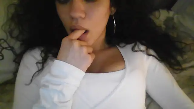 SkylarHopexo live cam on StripChat