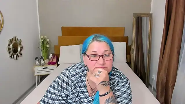 Sugarmommy_69X webcam