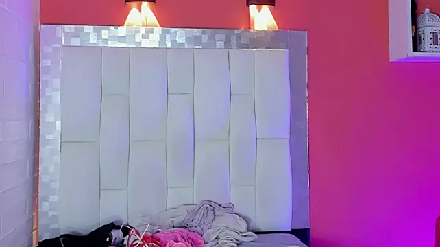 Alanna_hot3