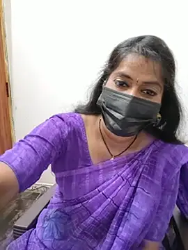 tamil_Sigappu_Roja