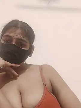 hot_taara