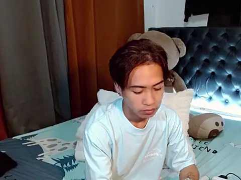 Skye_23 live cam preview