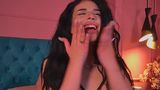 ReinaTriana live sex cam