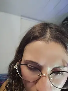lindasyt live cam on StripChat