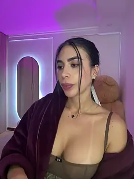 mckenzieklein live cam on StripChat