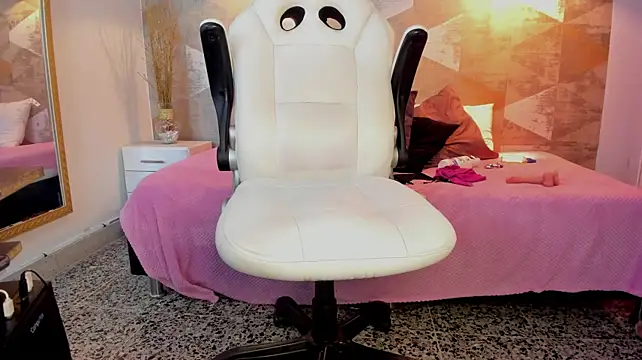 LalilaBrunettee