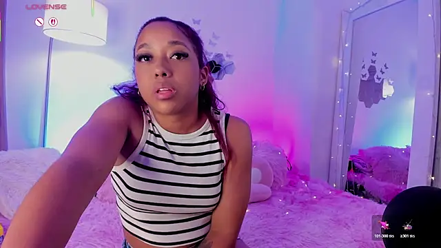 _Zahara_ webcam