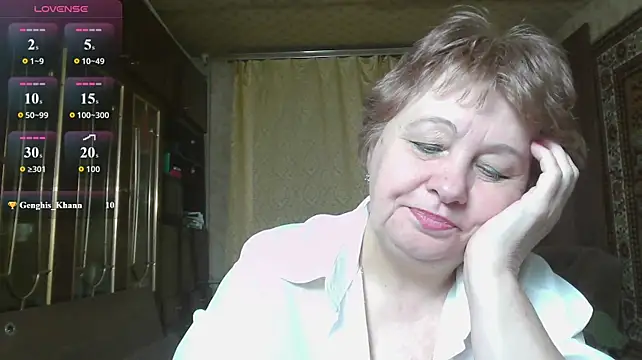 Casey_peach live cam preview