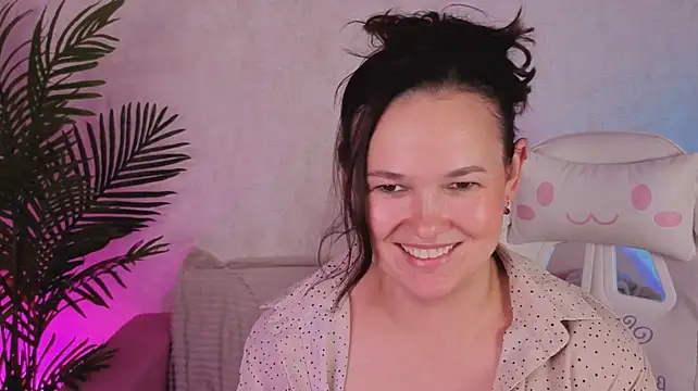 Rose_Elegant live cam preview