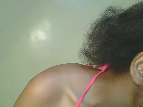 Pretty_mellah live cam preview